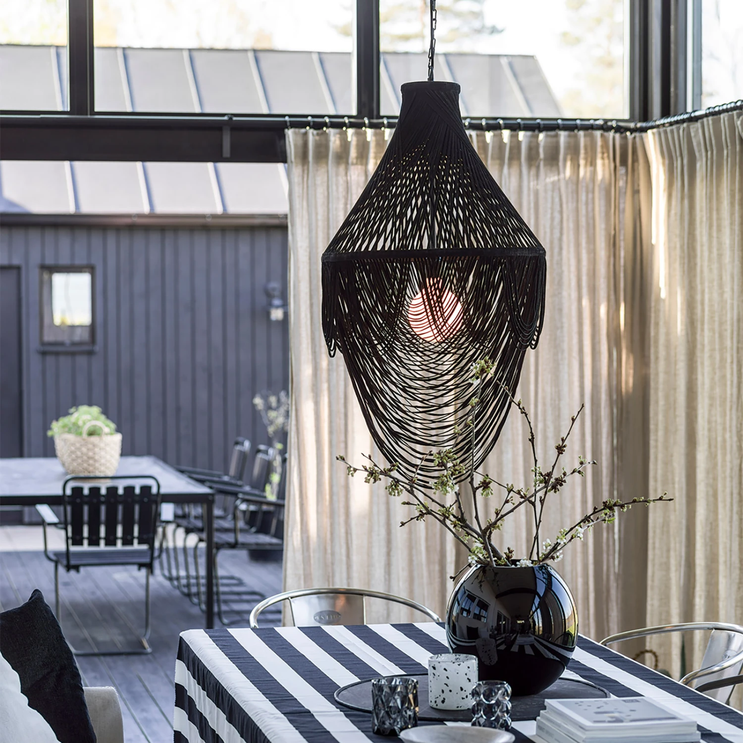 PR Home Mauritz Kronleuchter Mit Wildlederbändern 5 PR Home Mauritz Kronleuchter Mit Wildlederbändern – Bild 3