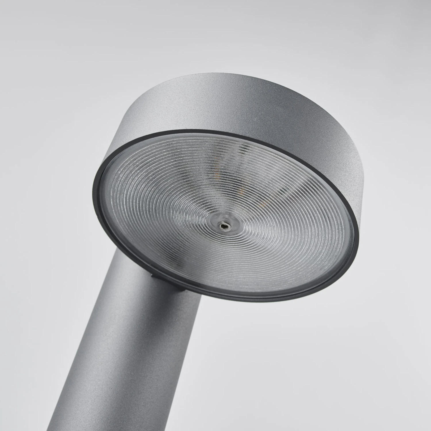 BEGA 77218K3 Wegeleuchte Rund Grafit 3.000K Unten 8 BEGA 77218K3 Wegeleuchte Rund Grafit 3.000K Unten – Bild 6