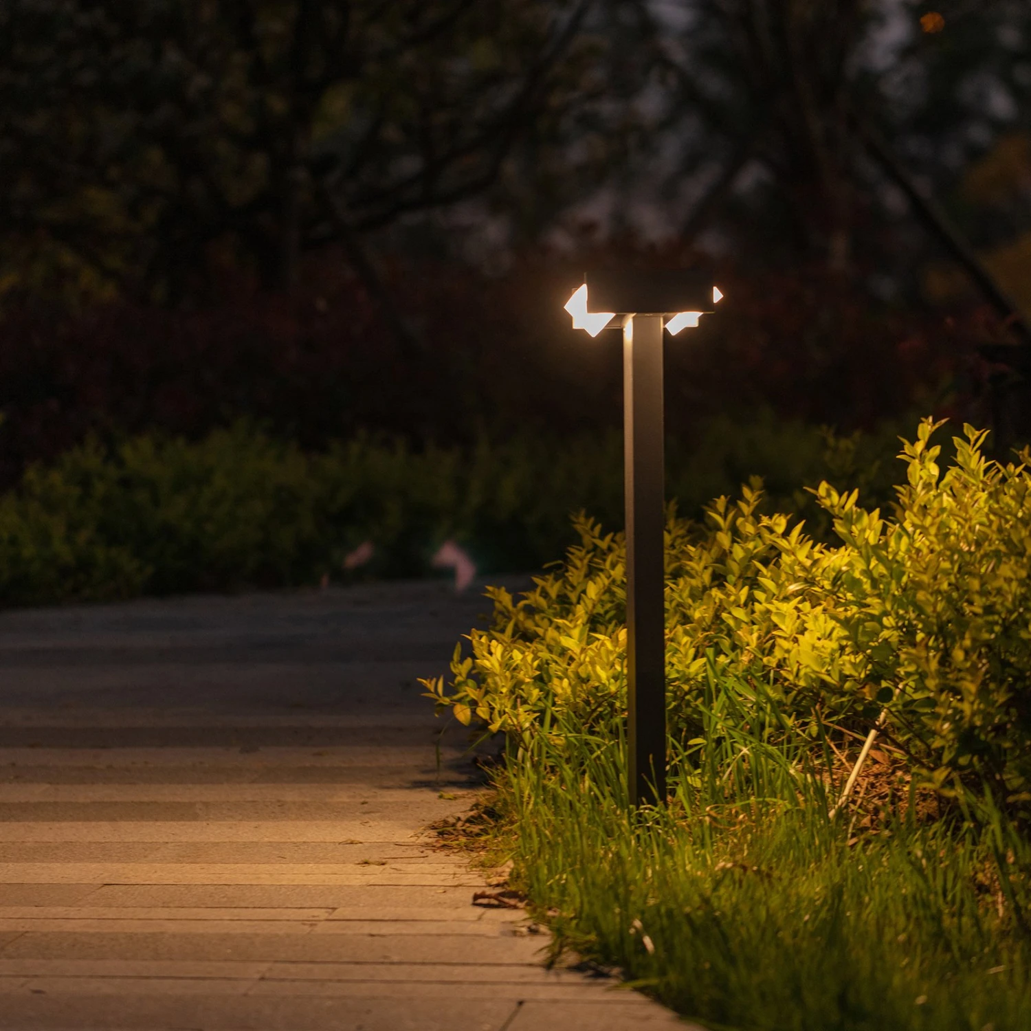 LED-Wegeleuchte Conroy Mit Beweglichen Diffusoren 9 LED-Wegeleuchte Conroy Mit Beweglichen Diffusoren – Bild 7