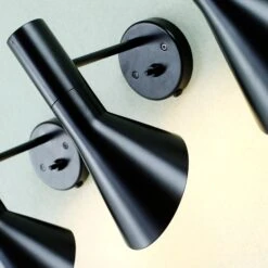 Louis Poulsen AJ - Wandleuchte, Schwarz 12 Louis Poulsen AJ - Wandleuchte, Schwarz -Heimbeleuchtung 6090111 2