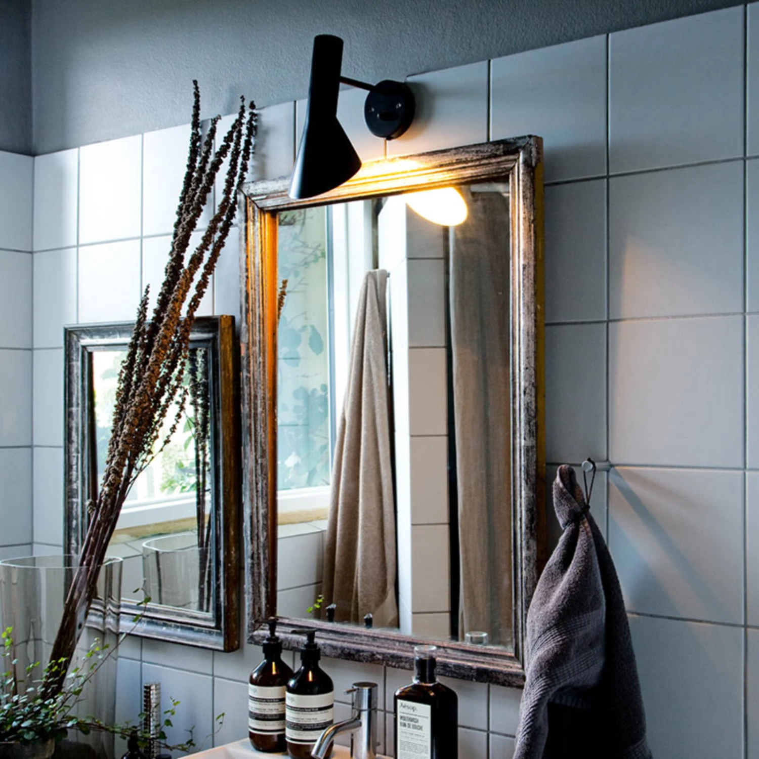 Louis Poulsen AJ - Wandleuchte, Schwarz 6 Louis Poulsen AJ - Wandleuchte, Schwarz – Bild 4