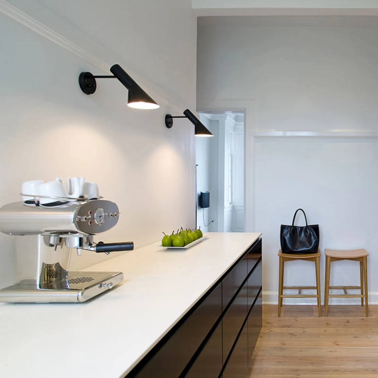 Louis Poulsen AJ - Wandleuchte, Schwarz 8 Louis Poulsen AJ - Wandleuchte, Schwarz – Bild 6