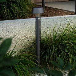 Nordlux LED-Solar-Wegeleuchte Nama, Höhe 90 Cm