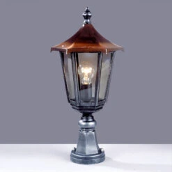 Sockelleuchte Antoine Mit Kupferdach