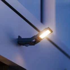 STEINEL XLED Pro One Max LED-Außenstrahler, Sensor