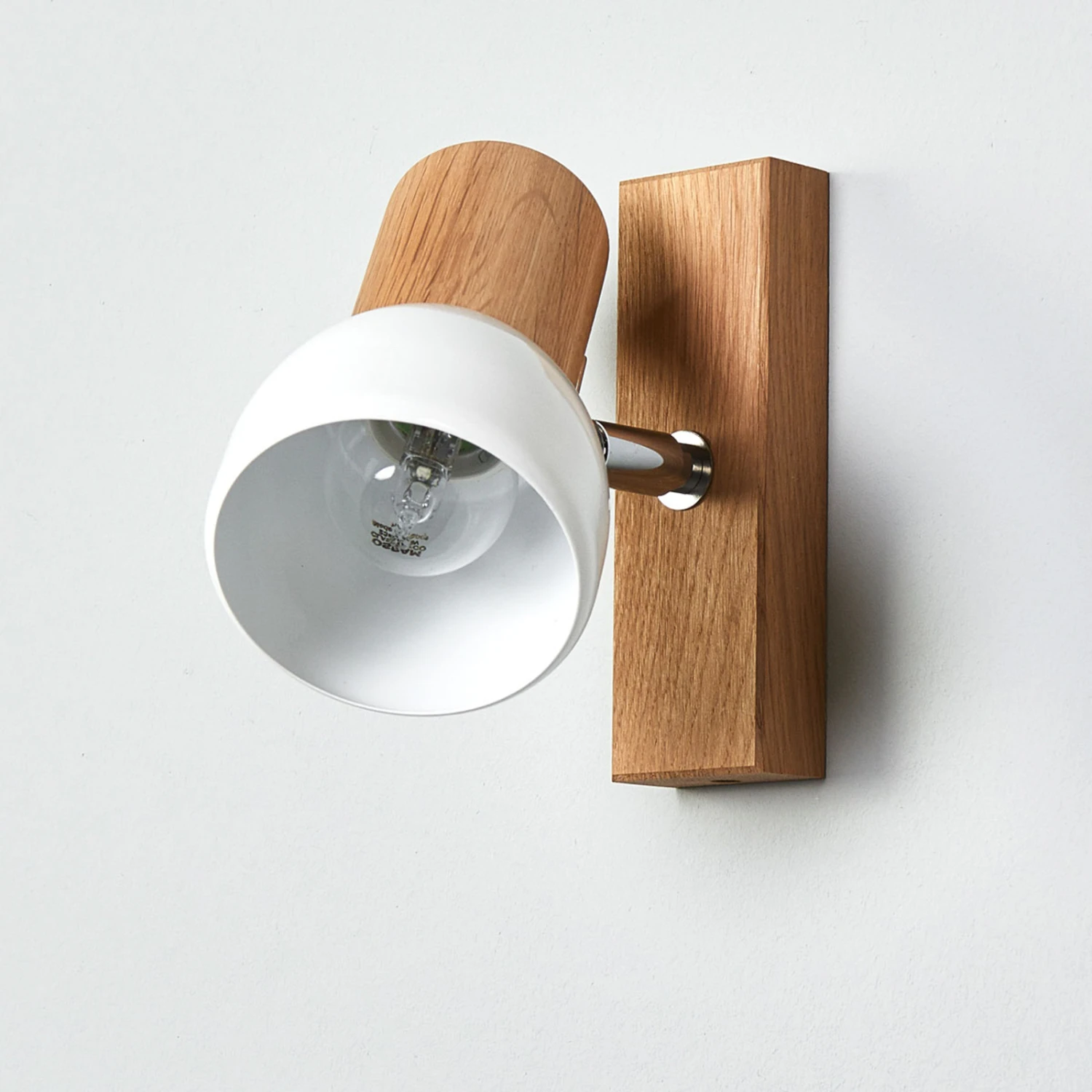 Svenda - Wandspot Aus Geöltem Eichenholz 5 Svenda - Wandspot Aus Geöltem Eichenholz – Bild 3