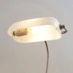 Bankerlampe Selea Mit Weißem Glasschirm -Heimbeleuchtung 9621921 7