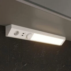 Arcchio Turim LED-Unterbaulampe, CCT, USB, Weiß