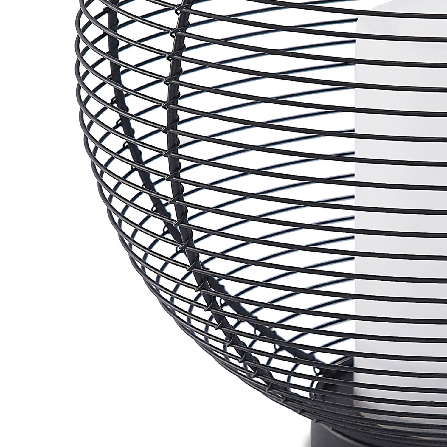 Lindby Mairuna LED-Solar-Laterne, Schwarz, 30,8 Cm 9 Lindby Mairuna LED-Solar-Laterne, Schwarz, 30,8 Cm – Bild 7