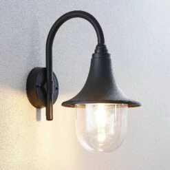 Außenwandlampe Nalevi, Gebogen, Schwarz